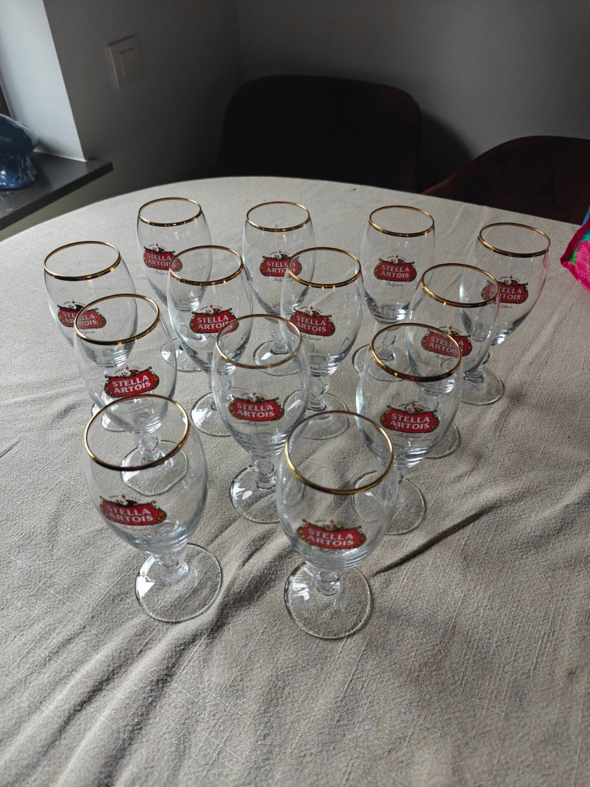 13 vintage Stella Artois bierglazen met gouden rand, Verzamelen, Glas en Drinkglazen, Ophalen