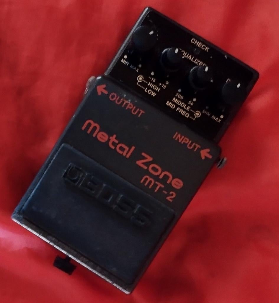 BOSS MT-2 Metalzone, Musique & Instruments, Enlèvement ou Envoi, Comme neuf, Distortion, Overdrive ou Fuzz