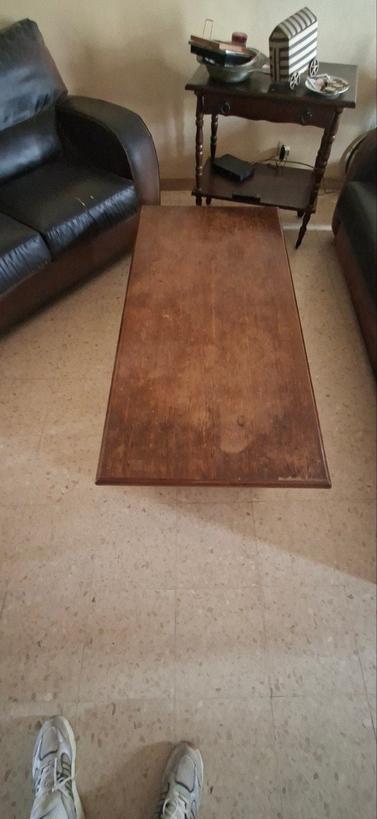 gratis salontafel, Enlèvement