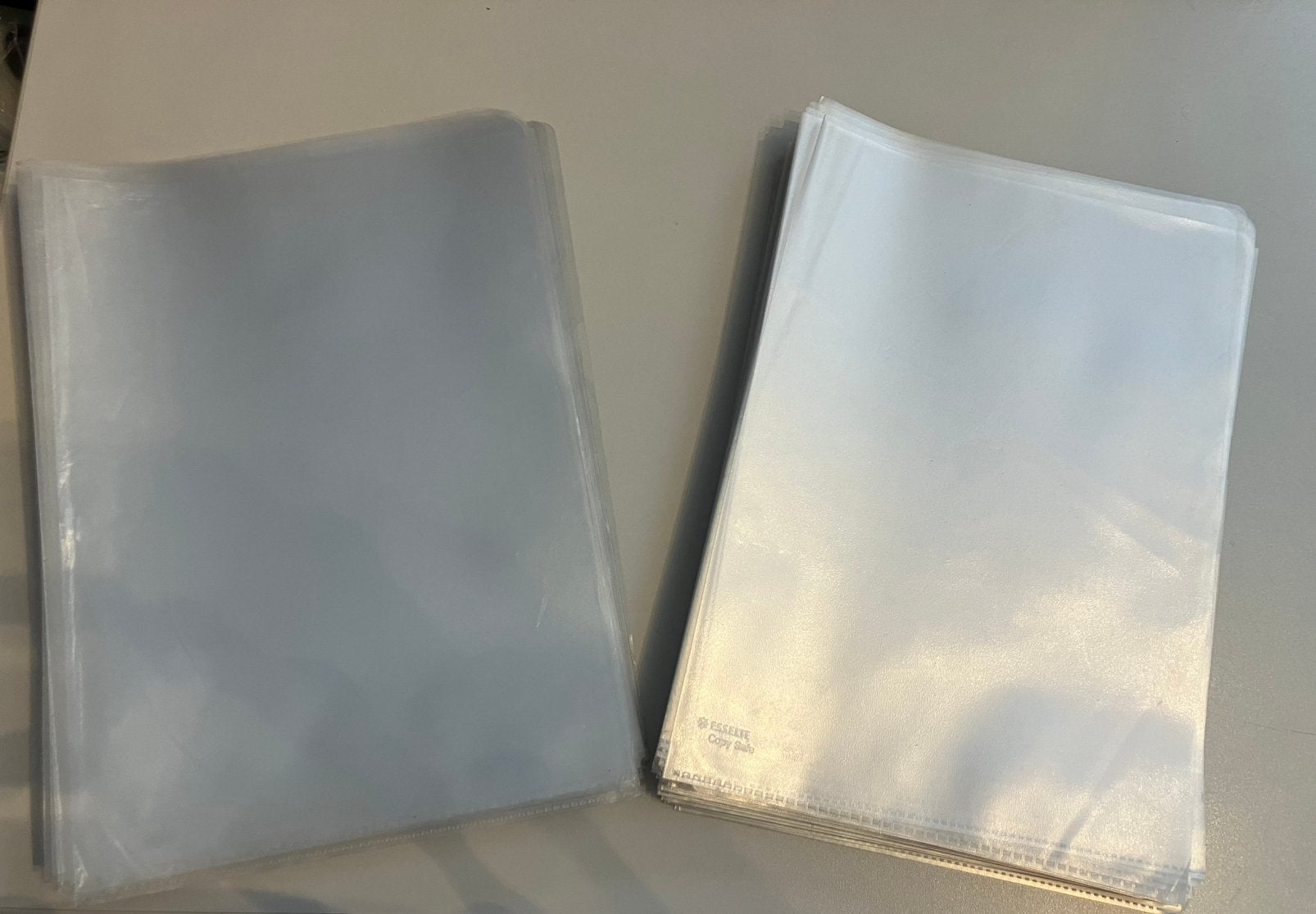 Lot de 100 fardes en plastique transparentes, Enlèvement ou Envoi, Comme neuf