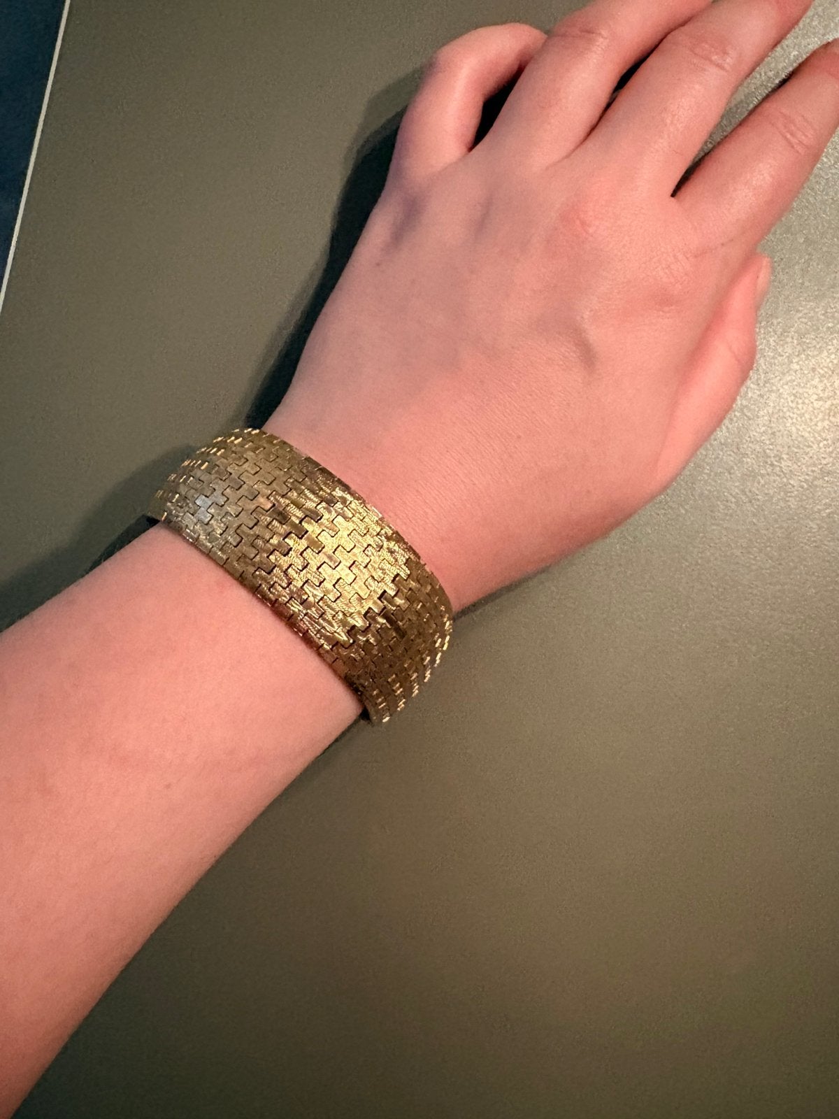 Magnifique Bracelet Manchette Vintage, Envoi, Comme neuf, Or