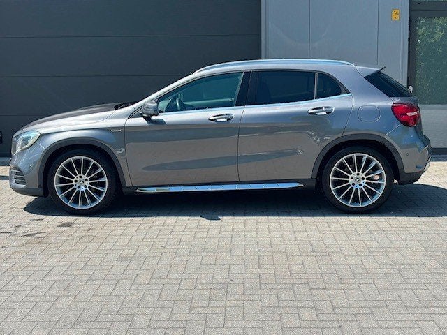 Mercedes-Benz GLA benzine 23.000km, Auto's, 4 cilinders, Bedrijf, 5 zetels, 5 deurs