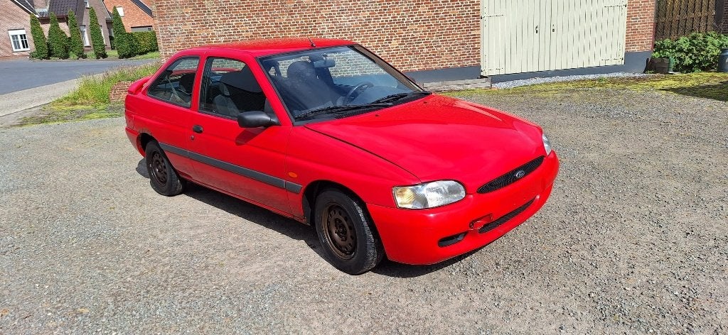 ford escort 1800 td, Autos, Escort, Achat, Boîte manuelle, Particulier