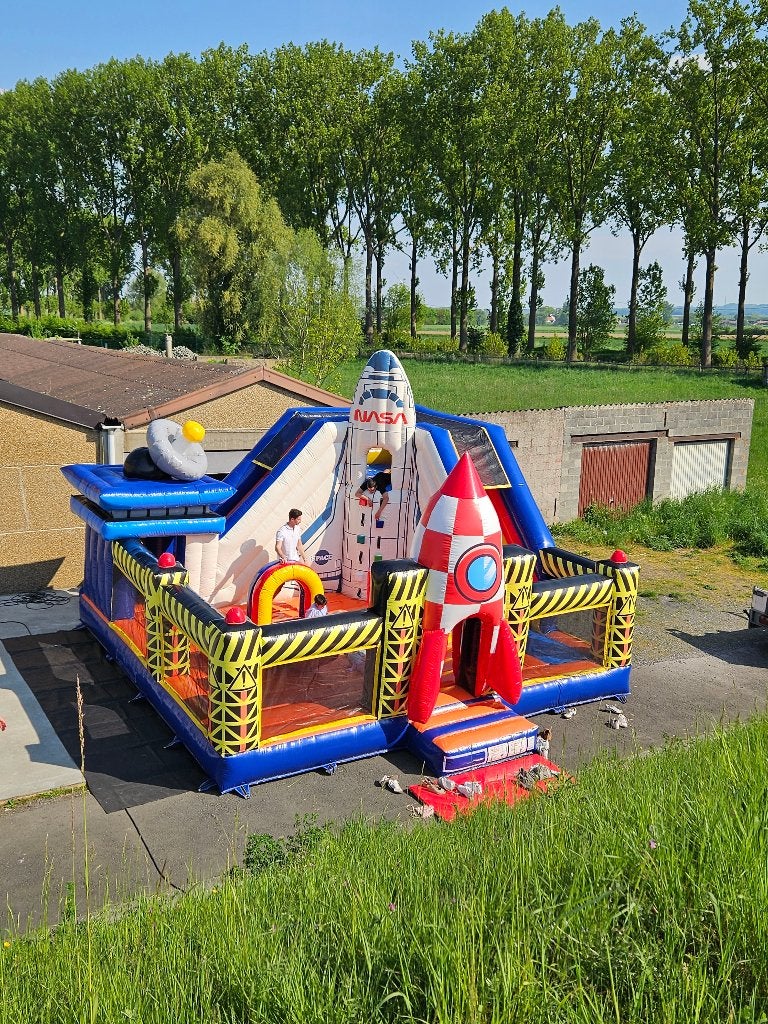 Springkasteel, Ophalen, Zo goed als nieuw