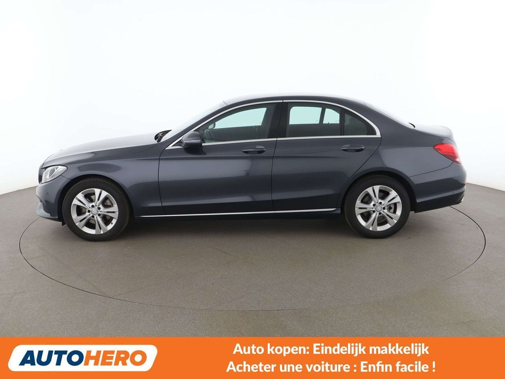Mercedes-Benz C-Klasse 220 C 220 d BlueTEC Avantgarde, Autos, Argent ou Gris, 4 portes, Noir, Tissu