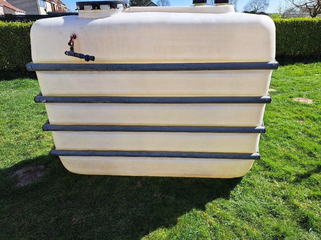 Watertank Roth 2000l (online = te koop), Tuin en Terras, Regentonnen, 150 liter of meer, Ophalen, Zo goed als nieuw, Kunststof
