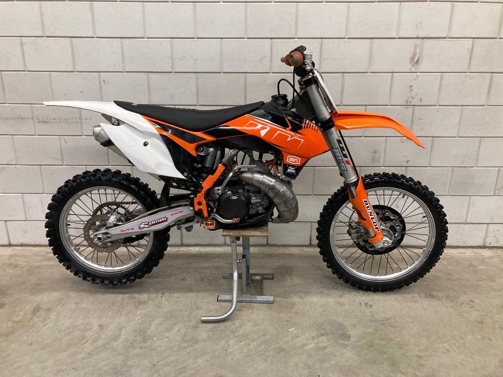 AANGEBODEN: ktm sx 250  CROSSMOTOR 2-TACT, Motos, Plus de 35 kW, Particulier, Moto de cross, 1 cylindre