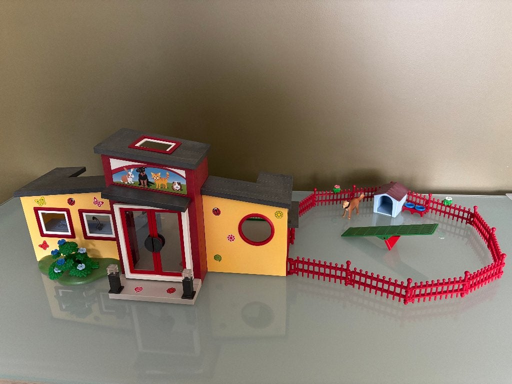 Playmobil Nr 9275+6140+70137, Gebouw, Complete set, Zo goed als nieuw, Family fun