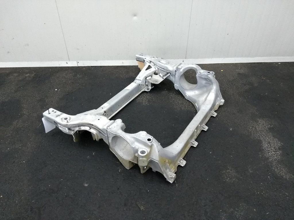 MERCEDES C-CLASS SUBFRAME VOOR 2016, Enlèvement ou Envoi, Utilisé, Stiba membre
