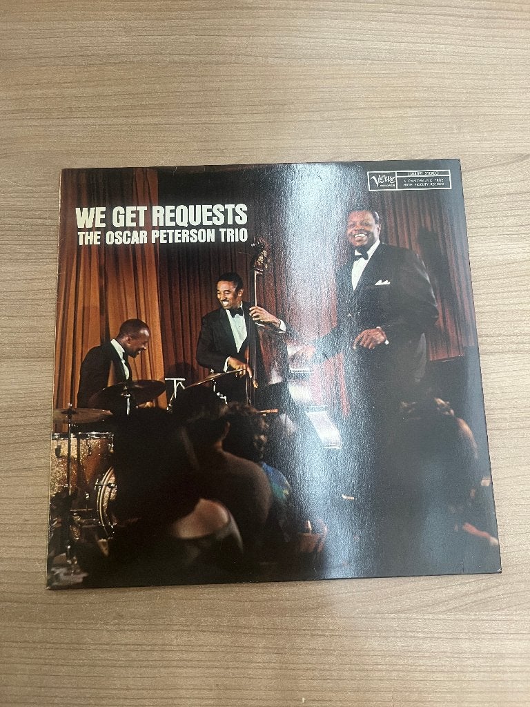 THE OSCAR PETERSON TRIO - WE GET REQUESTS, LP, Gebruikt, Verzenden, Beschermende buitenhoes