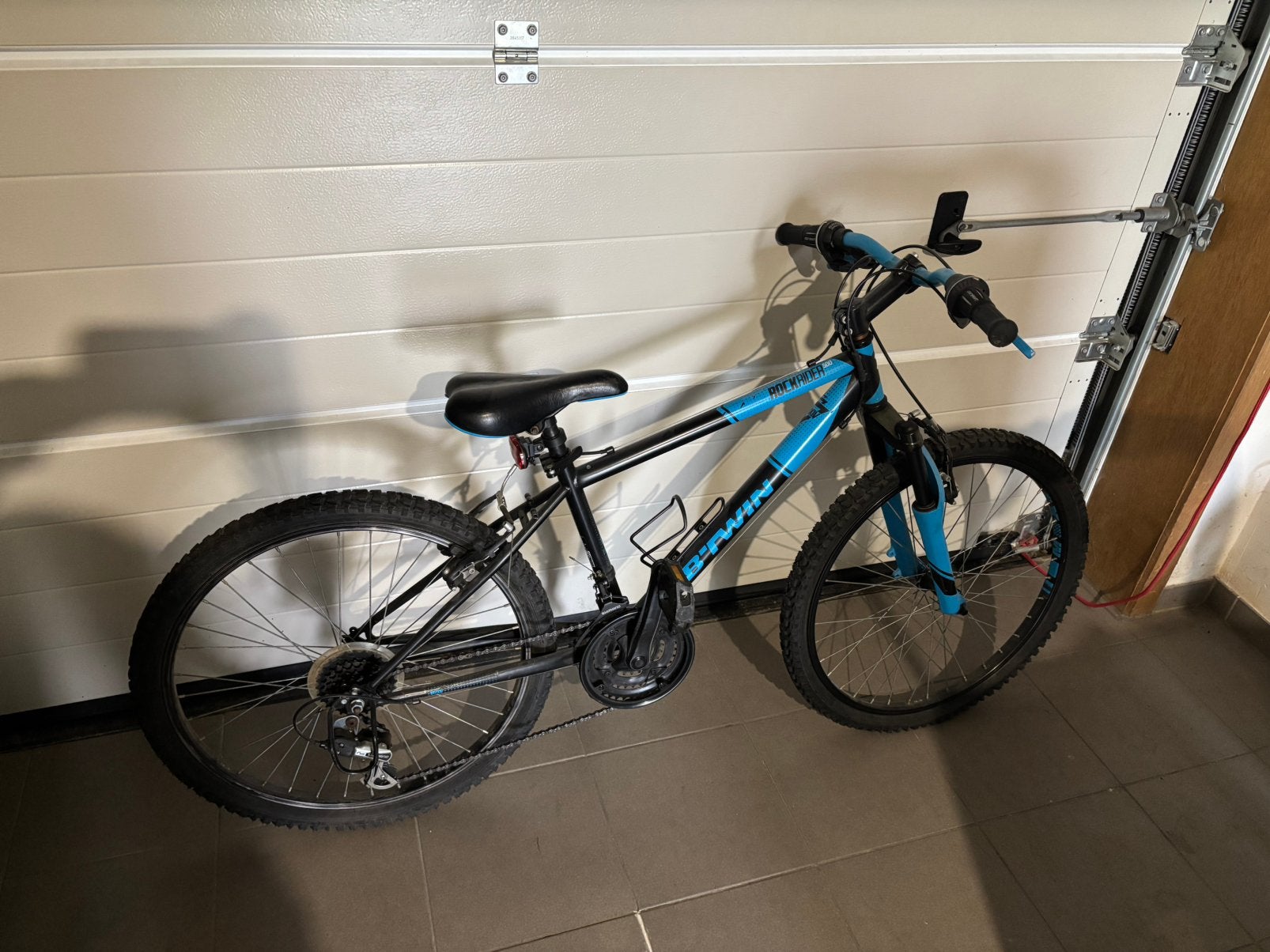 Jongensfiets te koop €30, Fietsen en Brommers, Ophalen, Gebruikt, Handrem