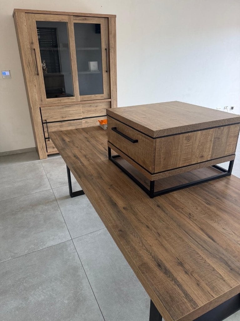 Eettafel, Ophalen, Overige materialen, Gebruikt, 200 cm of meer