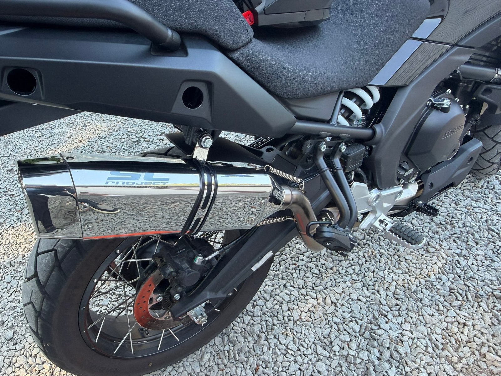 Uitlaat SC Projects - CF MOTO 700MT 2025/2026, Motoren, Ophalen of Verzenden