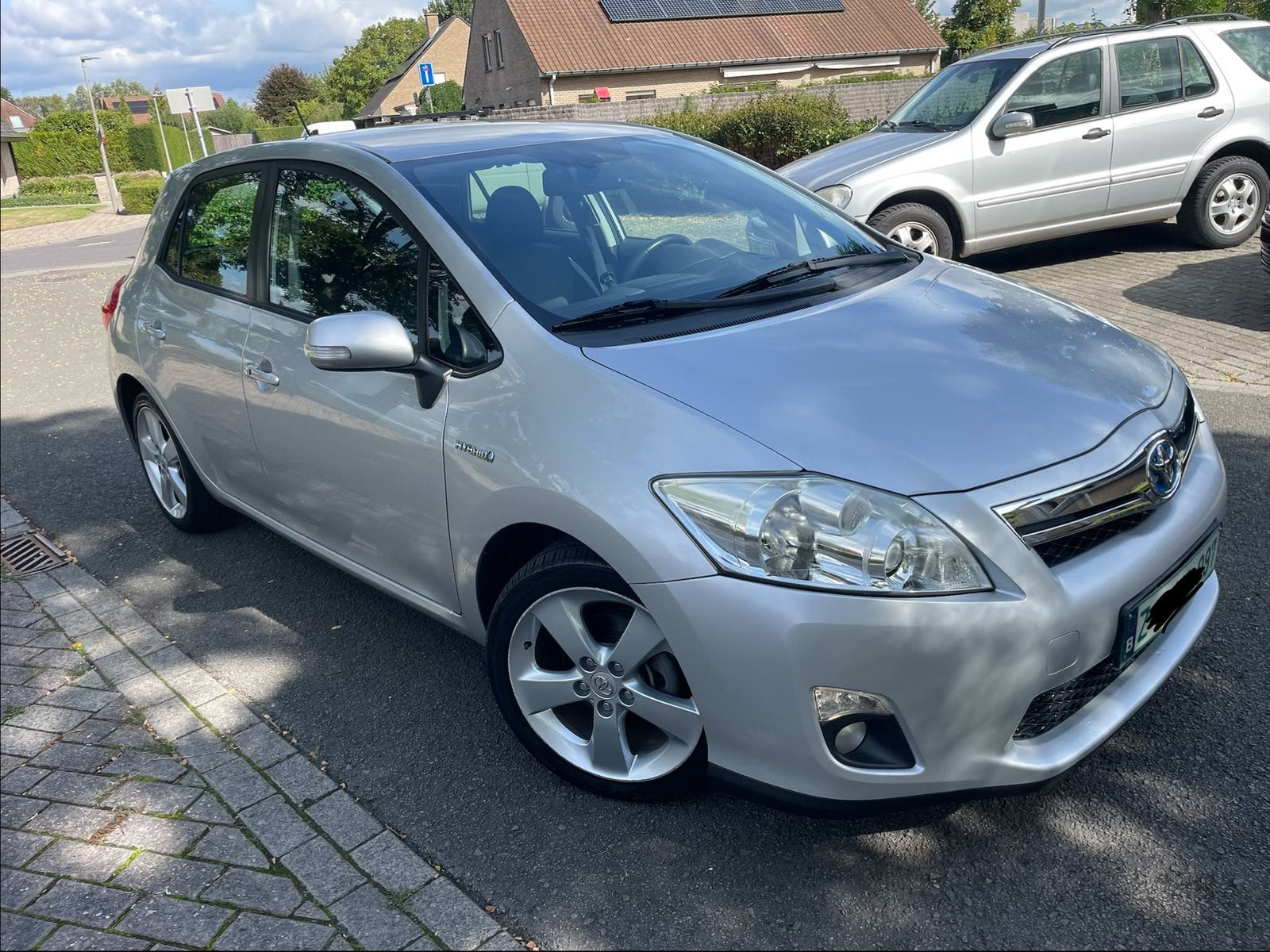 Toyota Auris 1.8 Benzine Hybride 38.000 km Automaat, Auto's, Automaat, Euro 5, Cruise Control, Zilver of Grijs