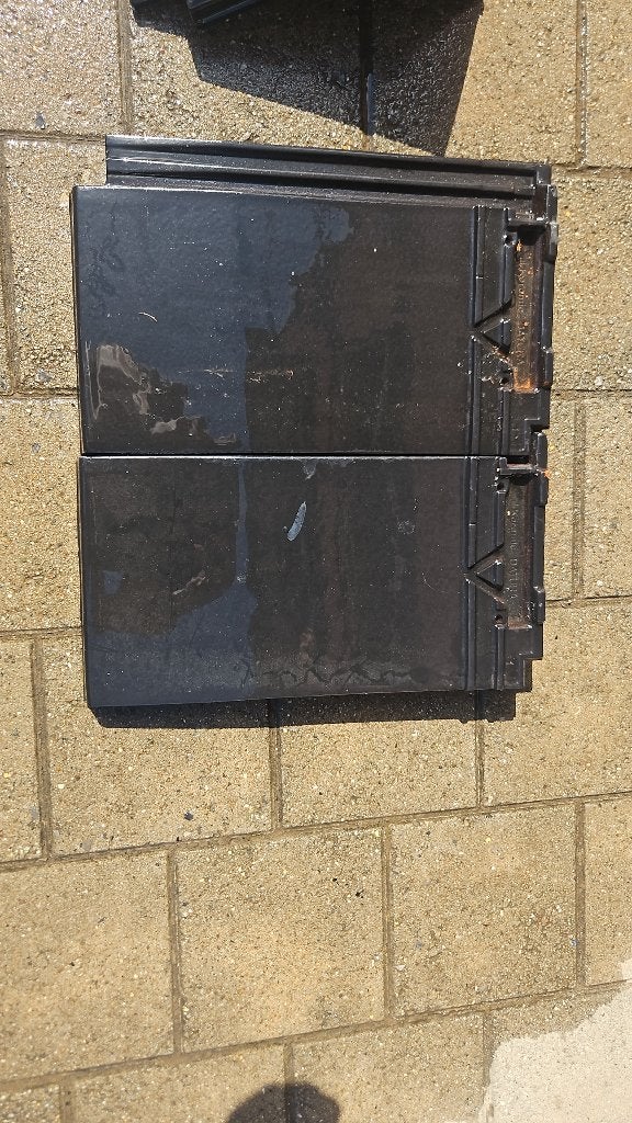 Dakpannen om weg te geven, Doe-het-zelf en Bouw, Dakpannen en Dakbedekking, Ophalen, Zwart, Nieuw, 5 tot 10 m²