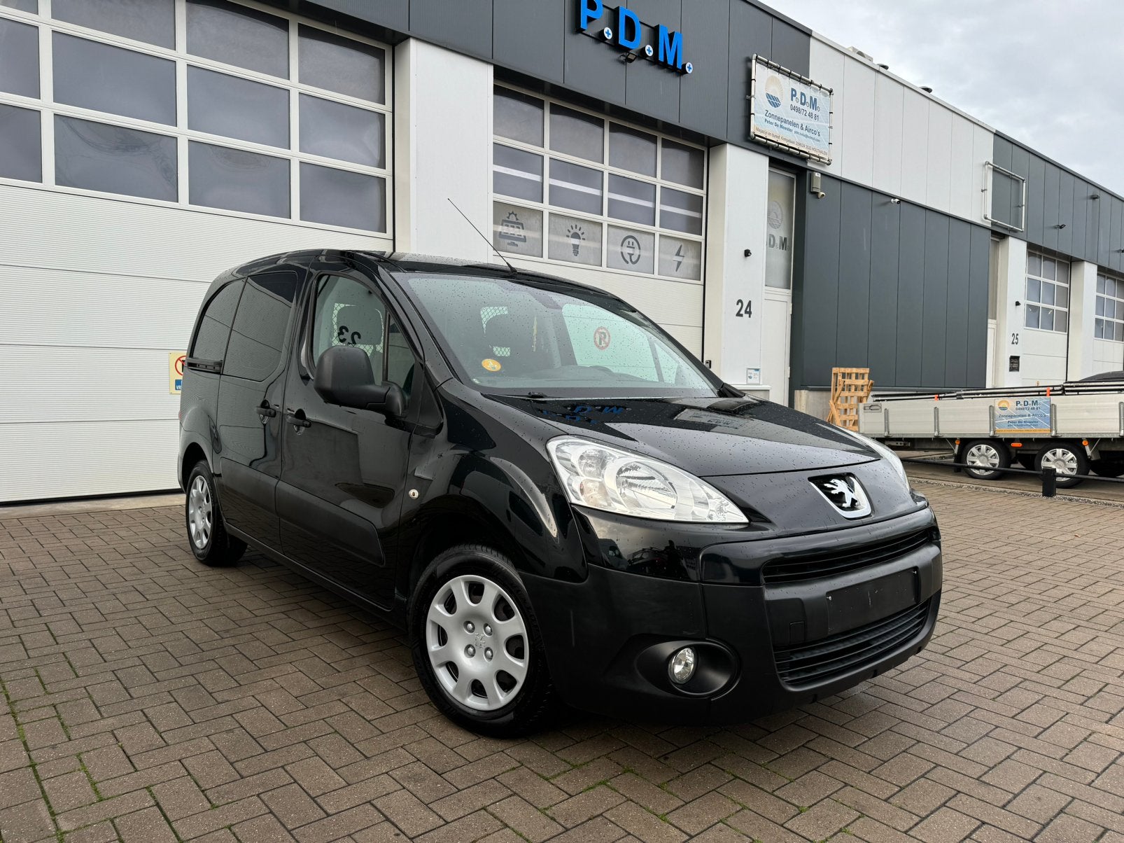 Peugeot Partner 1.6HDI 145.000Km/ Ond.boek/12M. Gr. /Gekeurd, Auto's, Bestelwagens en Lichte vracht, Bedrijf, ABS, Airbags, Airconditioning