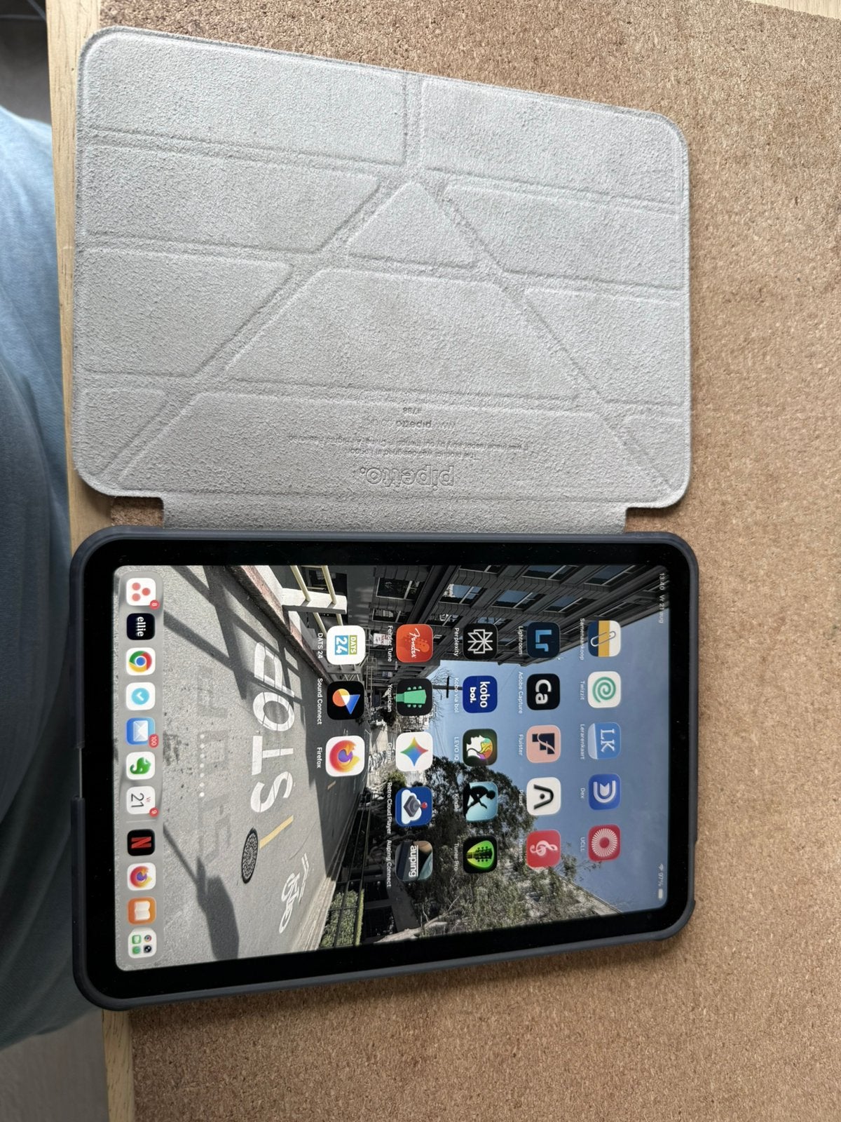 Apple Ipad Mini A17 zo goed als nieuw, Blauw, 8 inch, Ophalen of Verzenden, Zo goed als nieuw