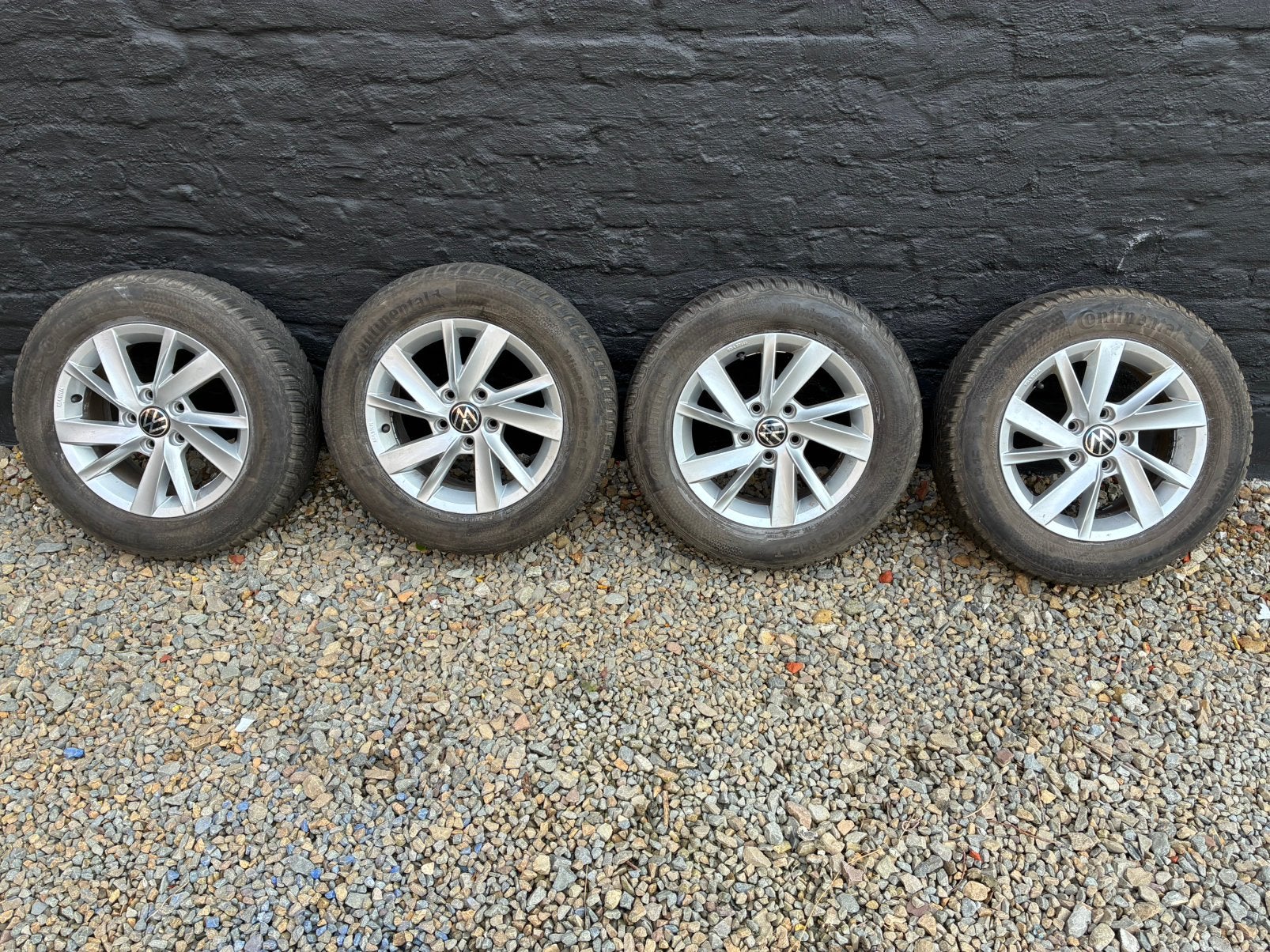 4 jantes VW 15’’ + 4 pneus hiver Continental 195/65/15, Autos : Pièces & Accessoires, 15 pouces, Pneus et Jantes, Pneus hiver