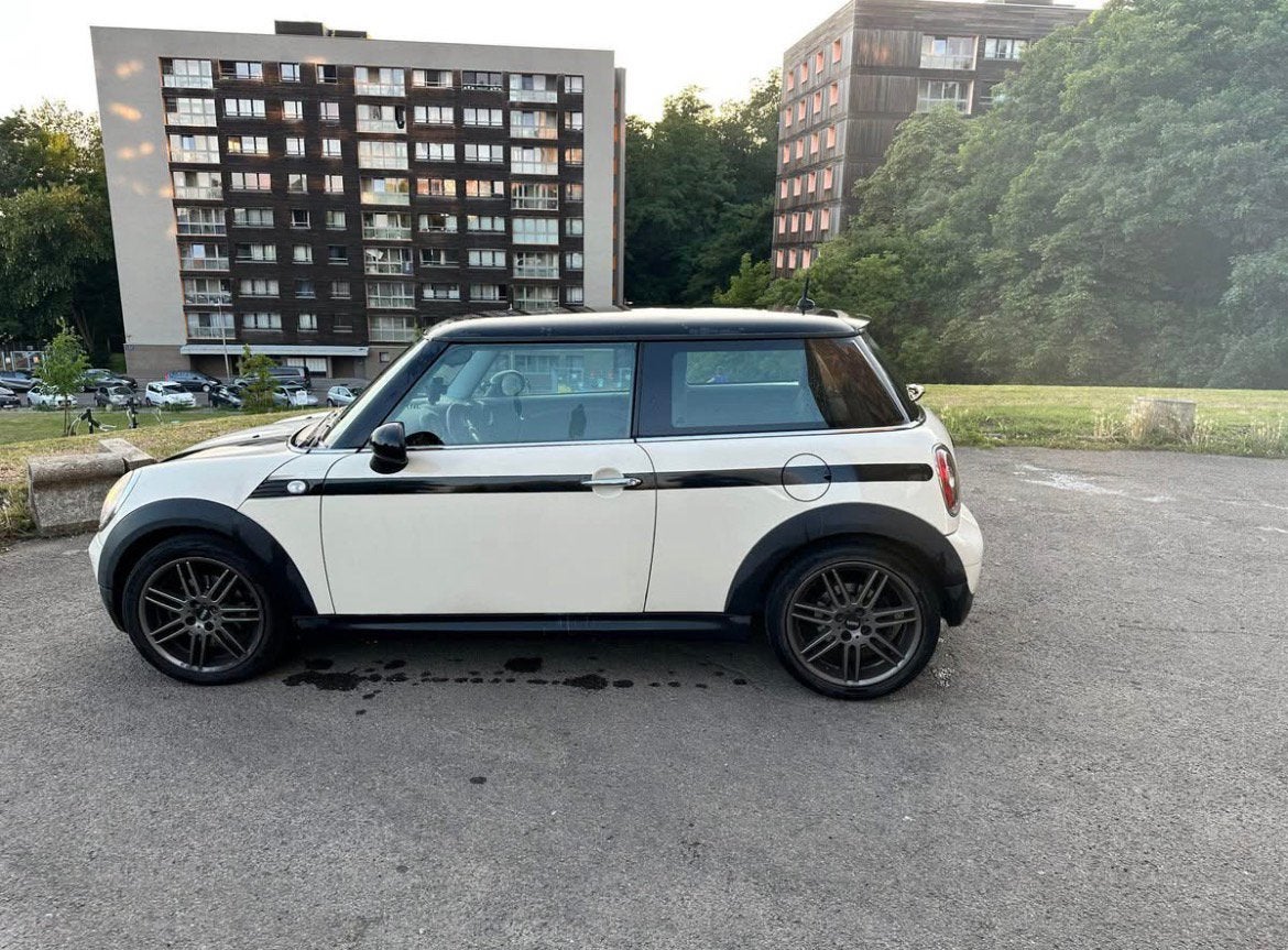 Mini Cooper - probleme joint de culasse, Autos, Mini, Achat, Boîte manuelle, Noir, Particulier