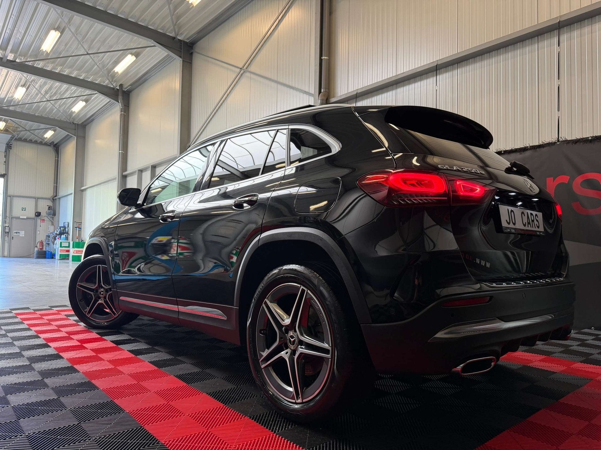 Mercedes-Benz GLA 250 e/ AMG Line/Pano/Led/Camera/Zv/Cc/Pdc/, Achat, Euro 6, Entreprise, Noir
