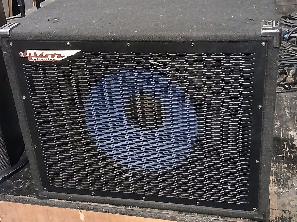 Ashdown MAG 115 deep 250W, Ophalen