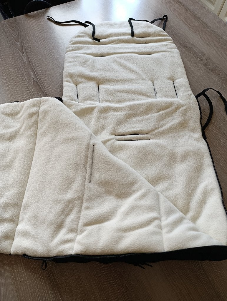 Universele wintervoetenzak, Enfants & Bébés, Couvertures, Sacs de couchage & Produits pour emmailloter, Enlèvement, Comme neuf