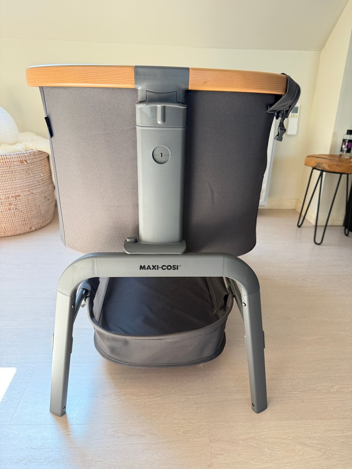 Cosleeper Maxi Cosi Iora met 2 hoeslakens, Ophalen, Gebruikt
