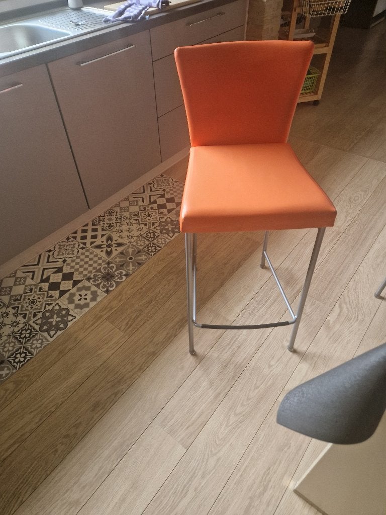 4 hoge krukken voor keuken/bar, Huis en Inrichting, Ophalen, Met voetsteun, 4 krukken, Kunststof