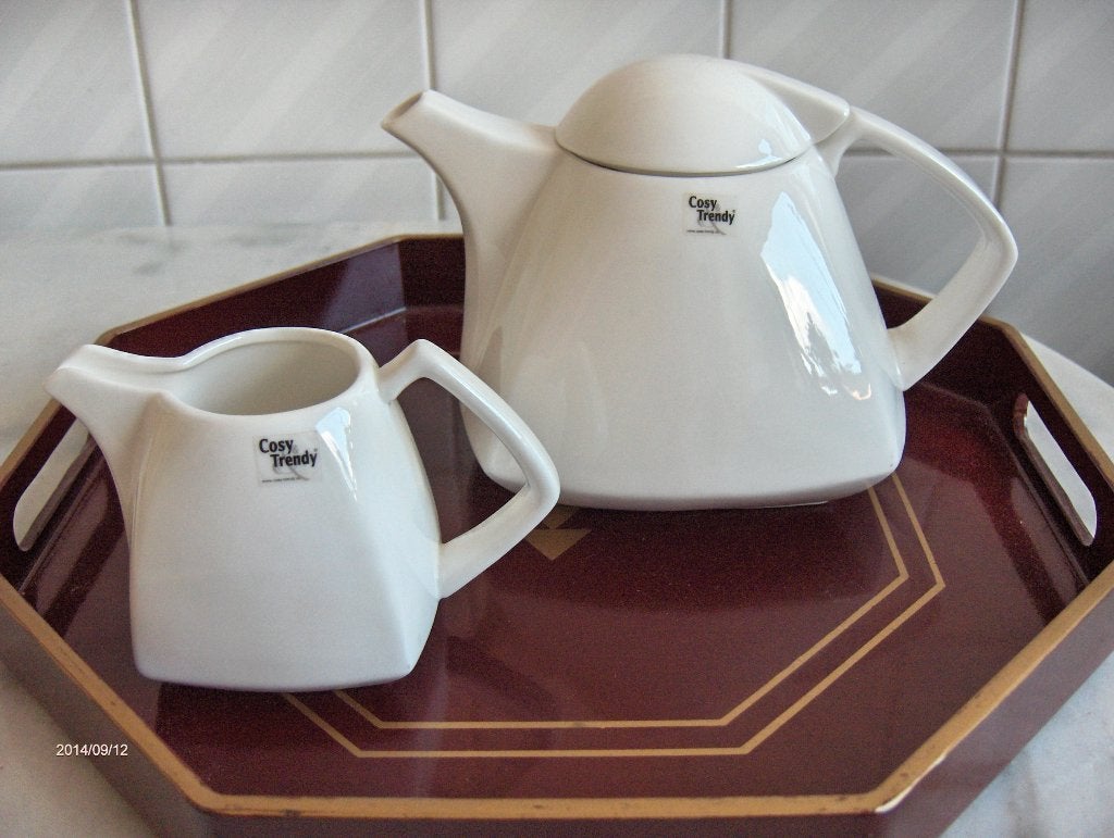 Bone China thee- en melkpot (nieuw), Ophalen, Nieuw