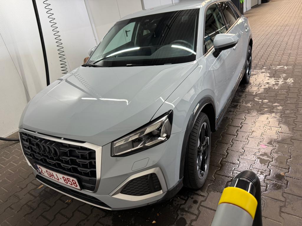 Audi Q2  2.0 TDI bouwjaar 2024, Auto's, Audi, Particulier, Q2, Trekhaak, Diesel, Euro 6, Automaat, Ophalen