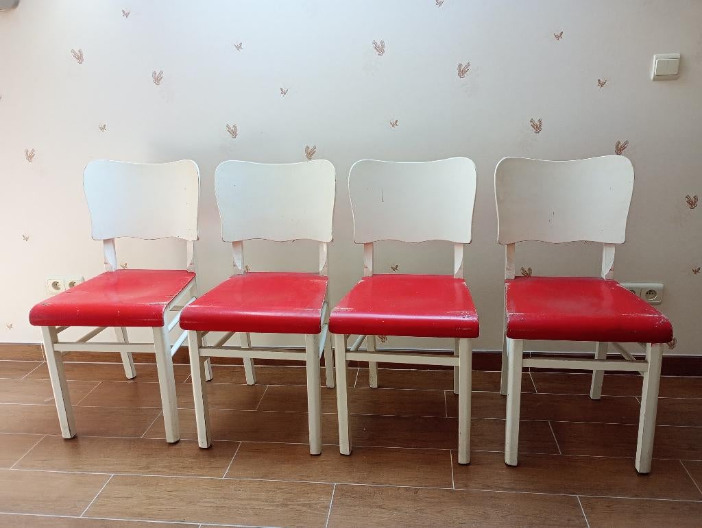 rood witte stoelen, Ophalen, Gebruikt, Overige kleuren, Hout