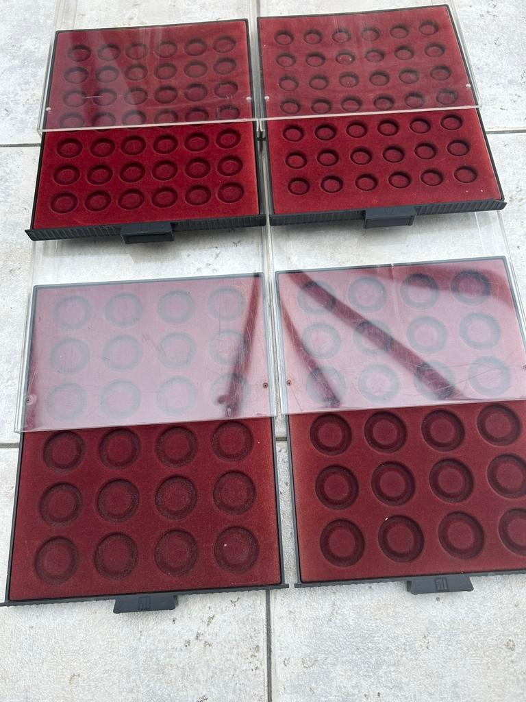 Stapelbox voor munten, Ophalen of Verzenden, Gebruikt