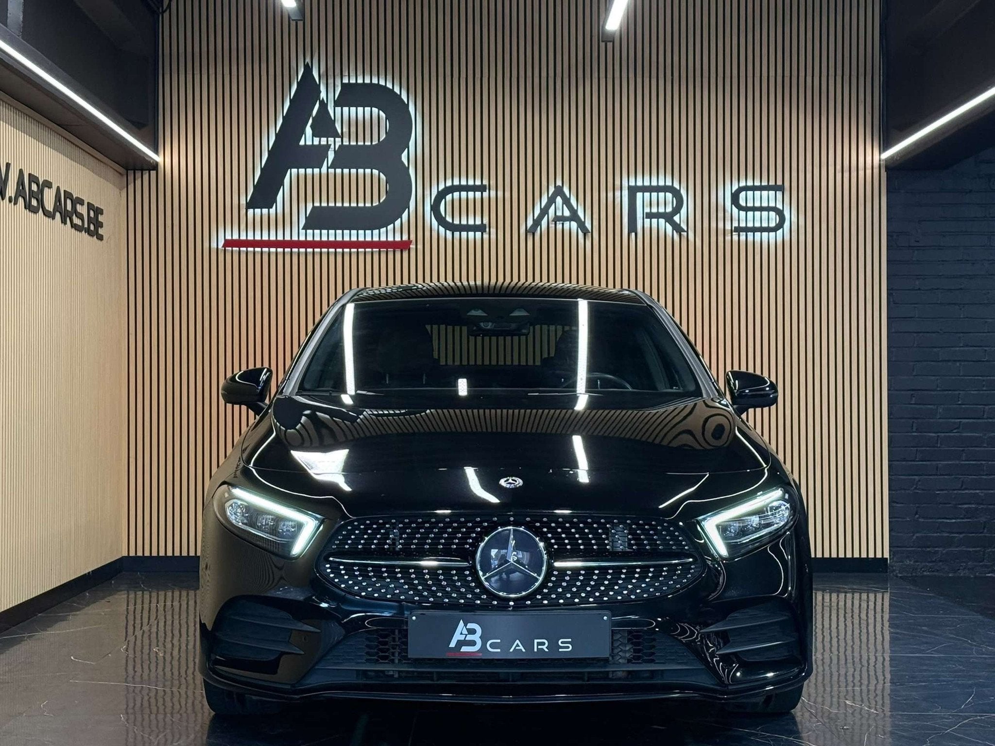 Mercedes-Benz A-Klasse 200 SEDAN -BERLINE PACK AMG * GARANTI, Auto's, Mercedes-Benz, Automaat, Gebruikt, Euro 6, 4 cilinders