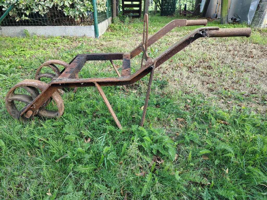 kar / kruiwagen 2 voorwielen zeer oud, Tuin en Terras, Ophalen, Gebruikt, Tweewielig