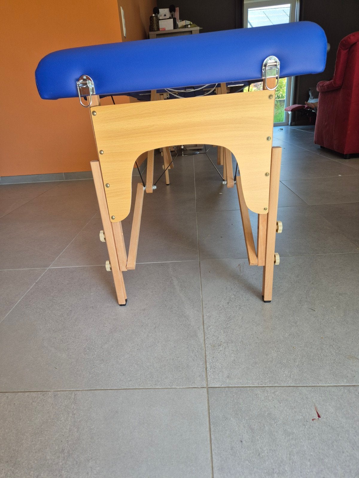 TABLE DE MASSAGE PLIANTE EN BOIS – NEUVE JAMEIS UTILISÉE, Bijoux, Sacs & Beauté, Accessoires Autre, Enlèvement