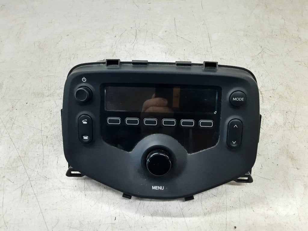 RADIO Peugeot 108 (01-2014/-) (861200H50), Autos : Pièces & Accessoires, Kontakt-peugeot@peugeot.com, Utilisé, Peugeot Deutschland GmbH