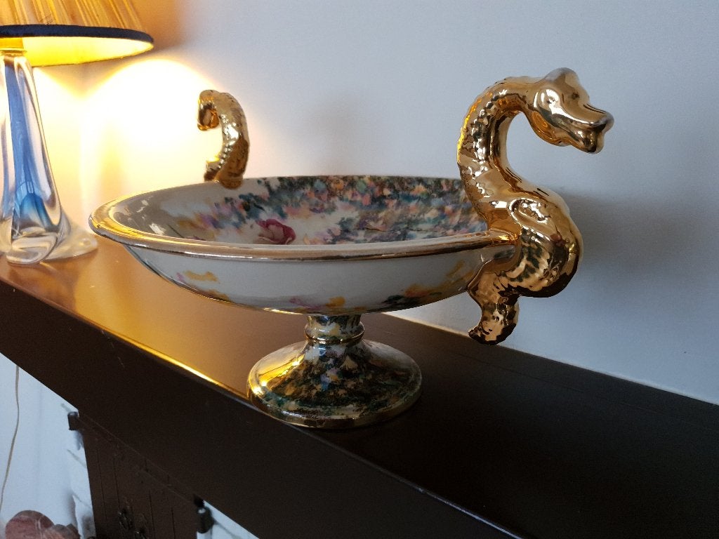 Bol italien à décor de deux têtes de serpent et de fleurs,, Enlèvement, Rond, Porcelaine ou Céramique, Balance