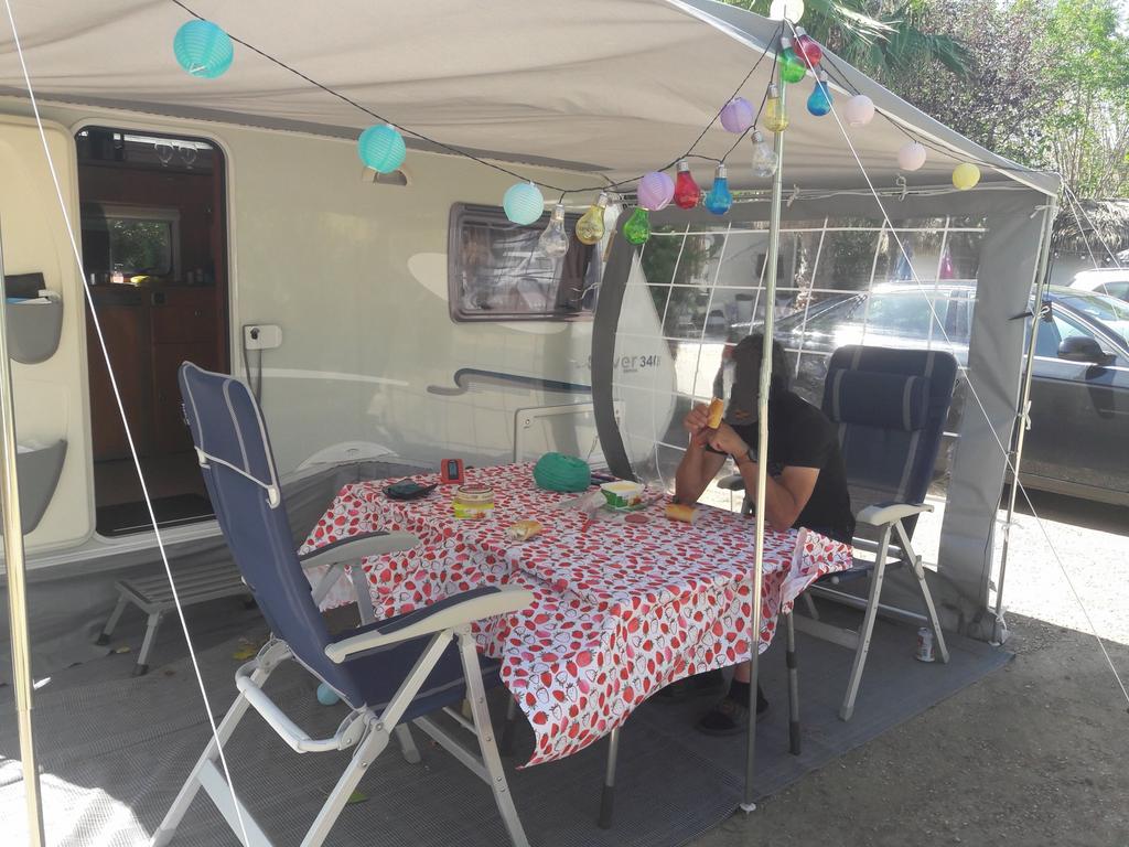 Luifel  en zijwand links /rechts voor caravan hefdak trigano, Ophalen, Gebruikt, Overige merken