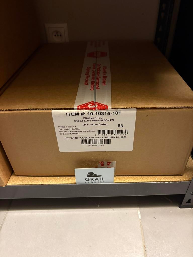 Pokemon Ascended heroes ETB case, Ophalen of Verzenden, Zo goed als nieuw