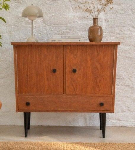 Vintage kast in teak met laden en 2 deurtjes, Ophalen