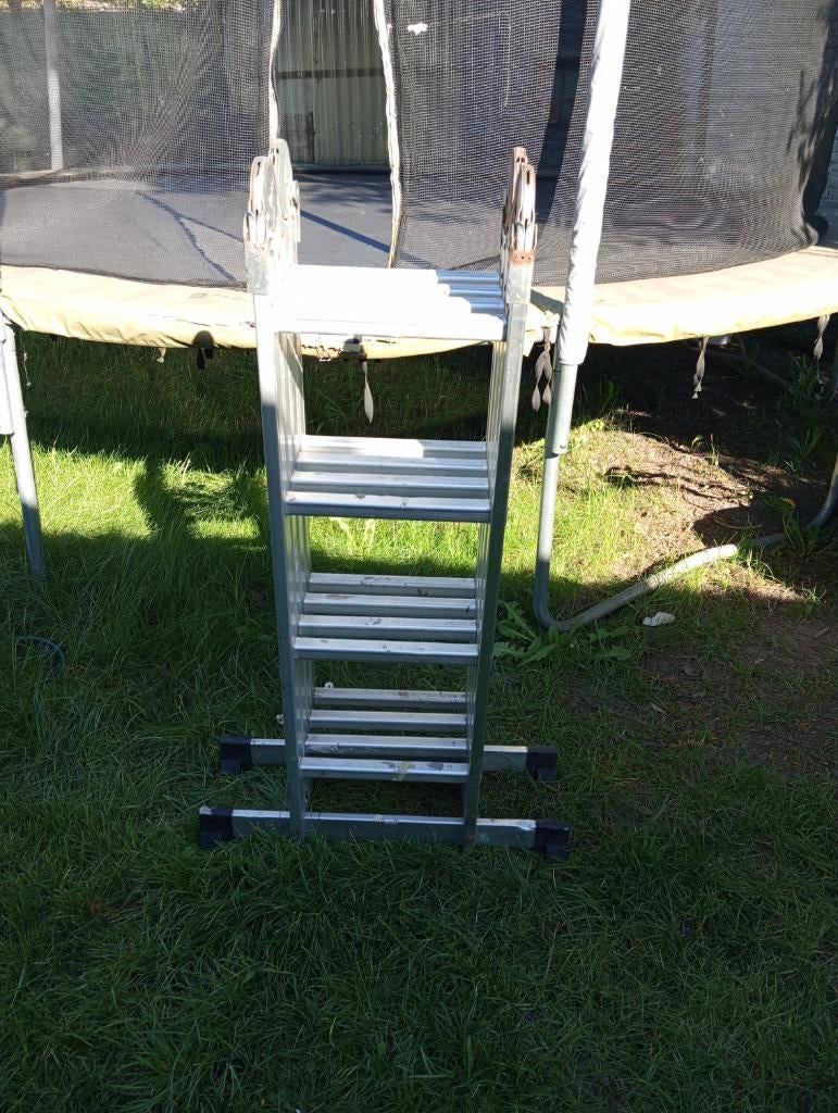 Échelle pliante 4.40 mètres, Bricolage & Construction, Pliable ou rétractable/escamotable, Échelle, Enlèvement, Utilisé