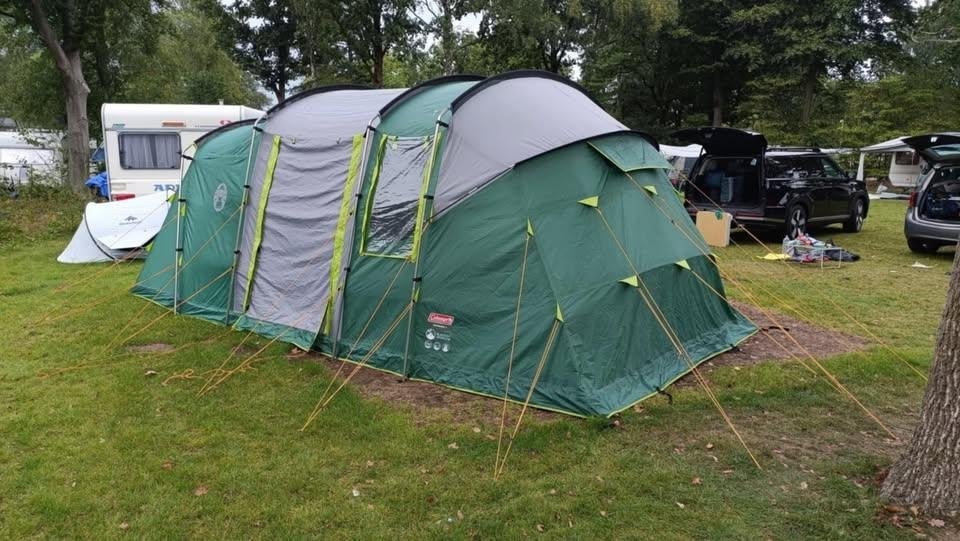 Coleman MacKenzie 6 BlackOut Vis-à-Vis tunneltent, Caravanes & Camping, Tentes, jusqu'à 6, Utilisé, Enlèvement