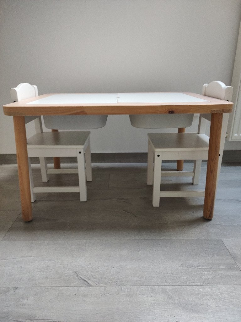 Kindertafel incl. 2 stoelen, Kinderen en Baby's, Ophalen, Gebruikt, Stoel(en)