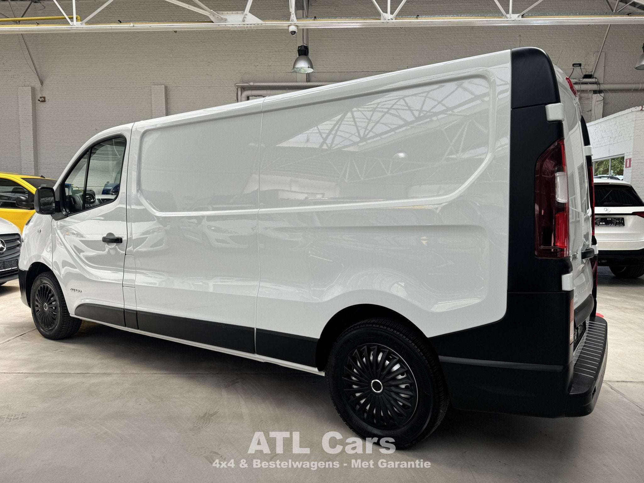 Renault Trafic 1.6 Diesel | EURO 6 | Lichte Vracht | Enkel C, Auto's, Renault, Voorwielaandrijving, 4 deurs, Stof, 4 cilinders