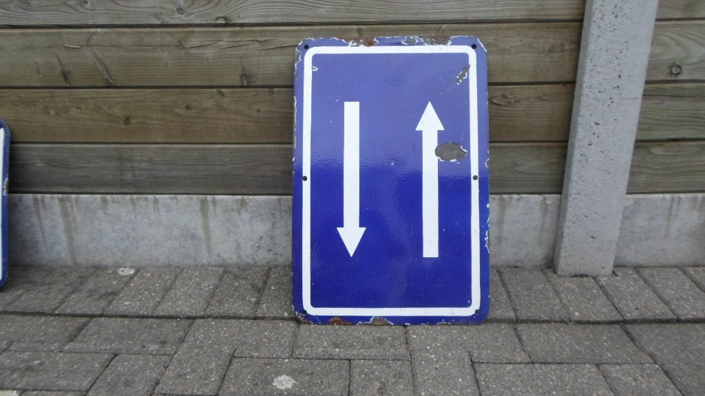 4 verschillende emaille verkeersborden, Verzamelen, Ophalen, Gebruikt, Overige typen