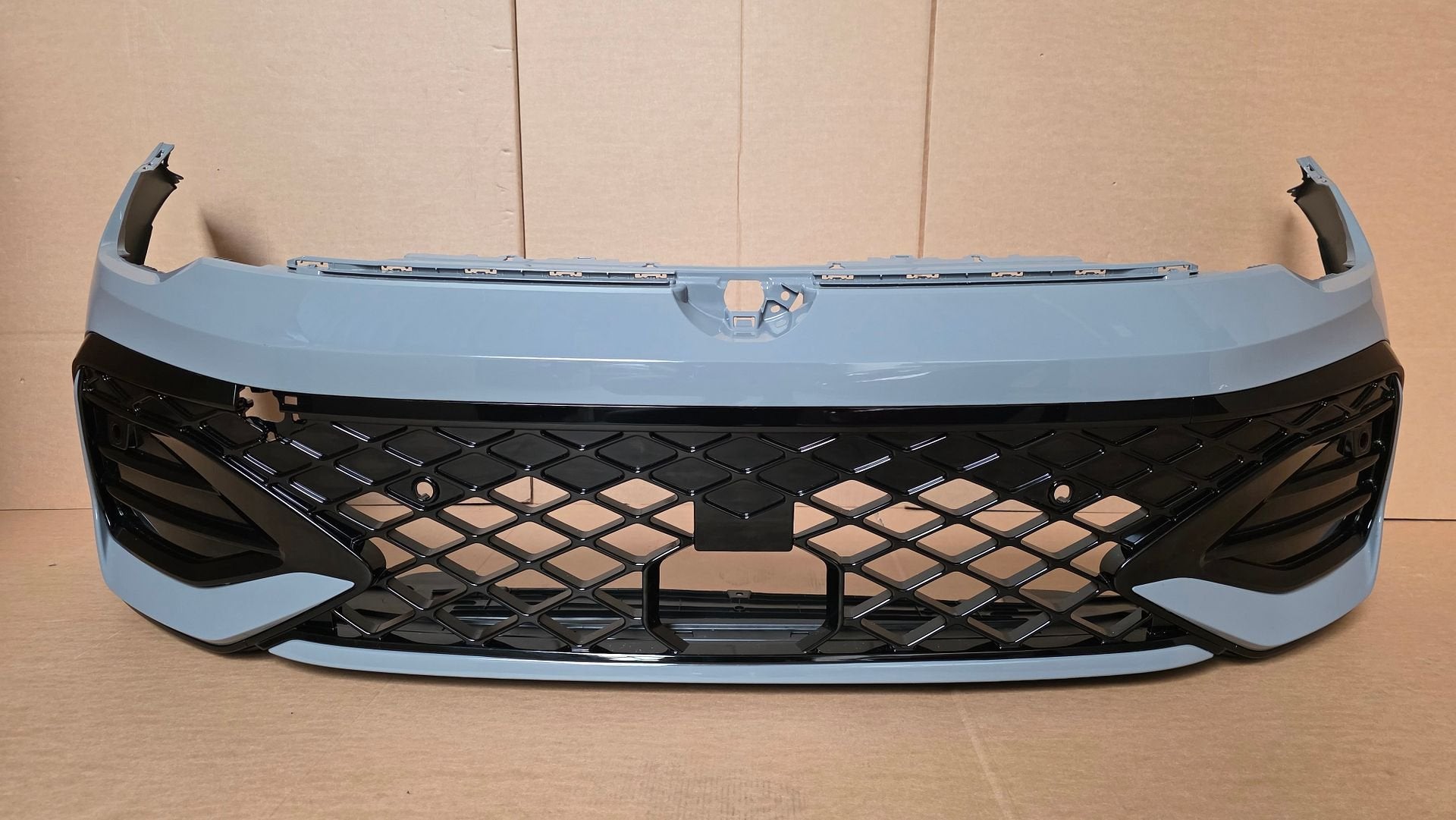 Voorbumper VW Golf 8 VIII 8.5 FACELIFT R-LINE 4xPDC A7C 2024, -, Origine de la pièce connue, Utilisé, -