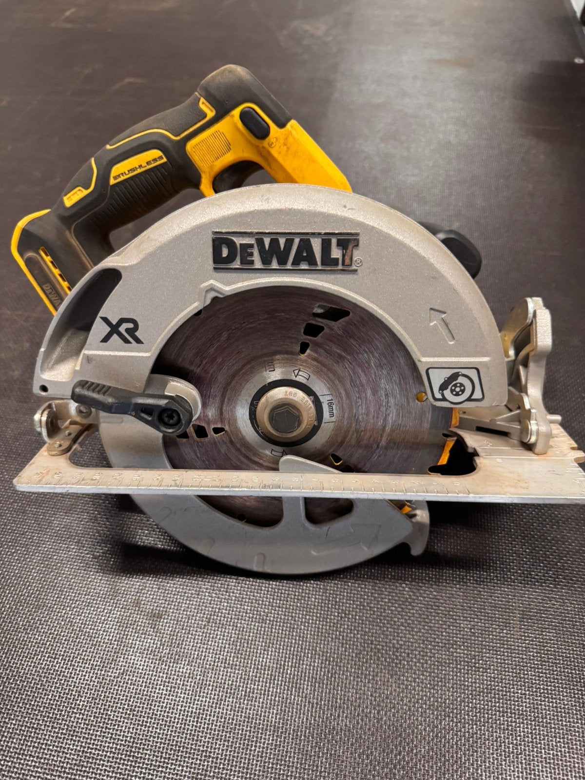 DeWALT XR 18V Brushless Accu Cirkelzaag (Body), Ophalen, Gebruikt, Cirkelzaag