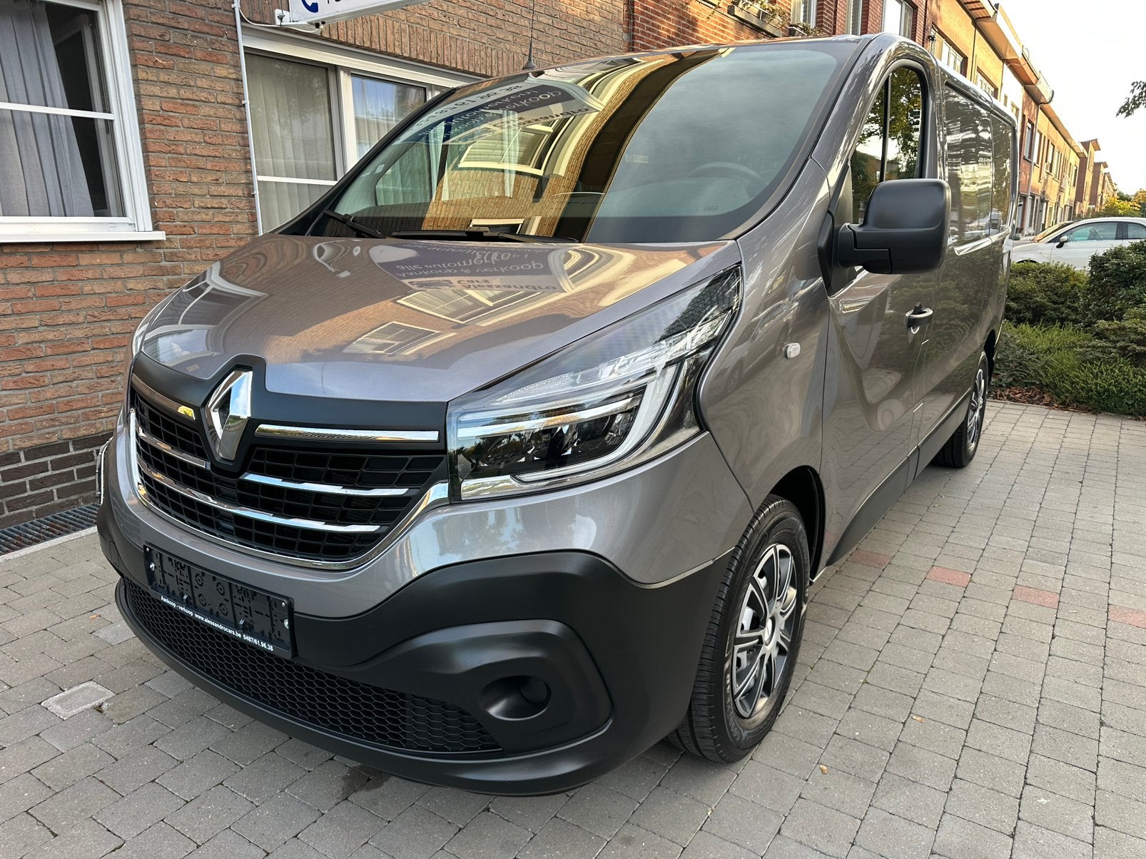 Renault Trafic L1H1 2.0dci! Topstaat* Airco*Navi* Garantie!, Auto's, Stof, 4 cilinders, Renault, Bedrijf