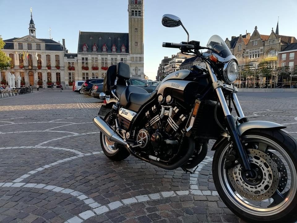 yamaha vmax 1200, Entreprise, Plus de 35 kW, Transmission par cardan, 4 cylindres