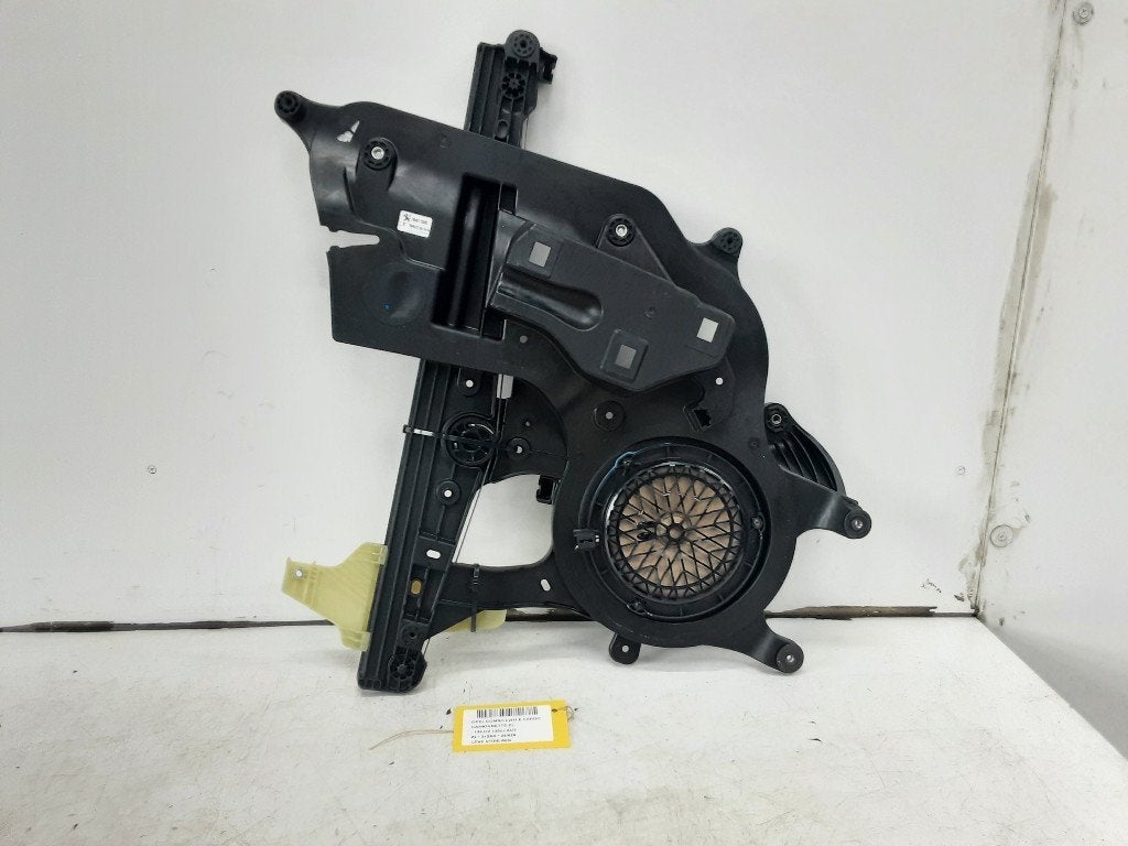 VITRE MECANISME AVANT GAUCHE Opel Combo Cargo (9840175880), Opel, Opel Automobile GmbH, Utilisé, Kontakt-opel@opel.com